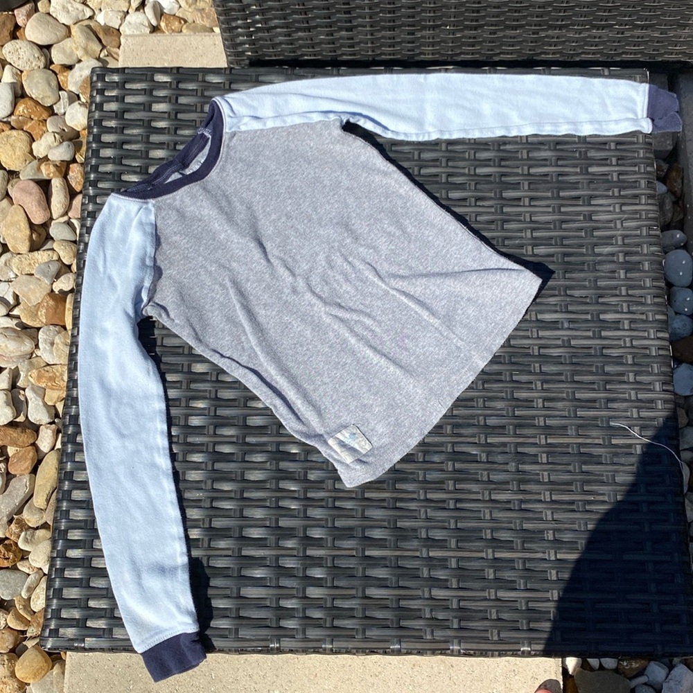 Long Sleeve Raglan Tee in Heather Gray and Light Blue